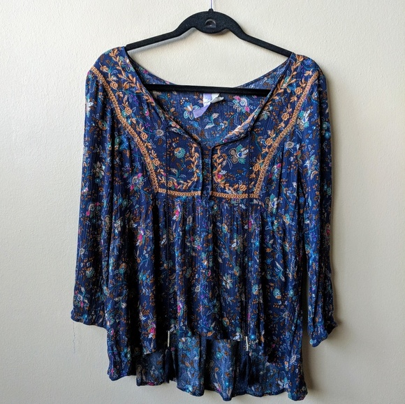 Francesca's Collections Tops - Alya Floral Print Boho Tassel Embroidered Blouse